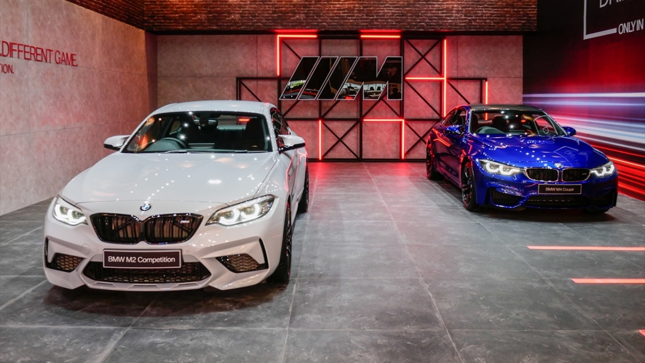 Fuarda, BMW M2 Competition da sergilendi. 