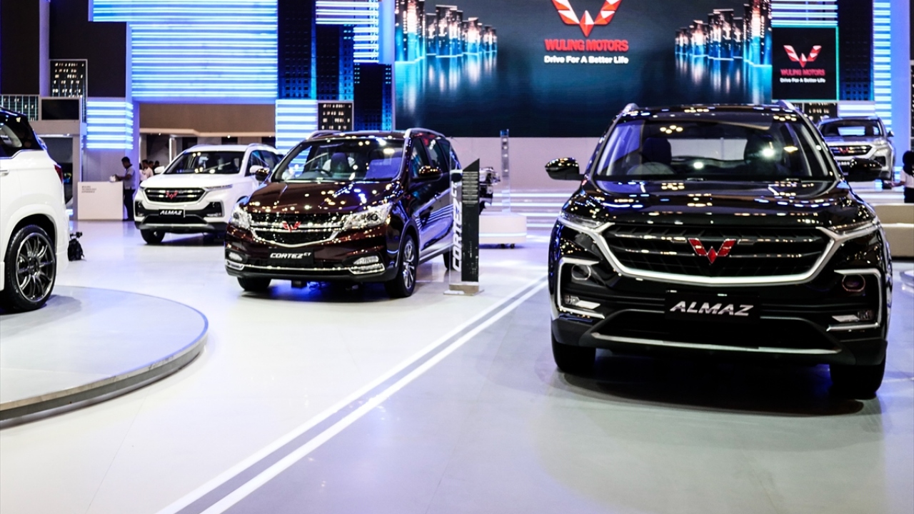 Fuarda, Wuling`in modelleri de sergilendi. 