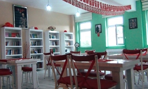 Şehitlerin anısını kütüphane açarak yaşatıyorlar