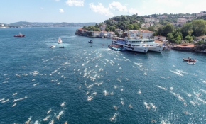 İstanbul Boğazı'nda kıtalararası yüzme yarışı