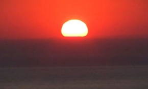 Kuşadası'nda gün batımı izlemek için buluştular