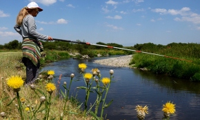 Kadınların oltayla balık tutma keyfi