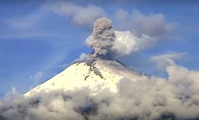 Meksika'nın en aktif yanardağında patlama