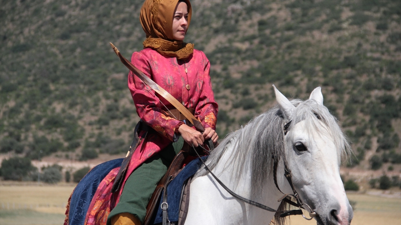 "Düşe kalka öğreniliyor"