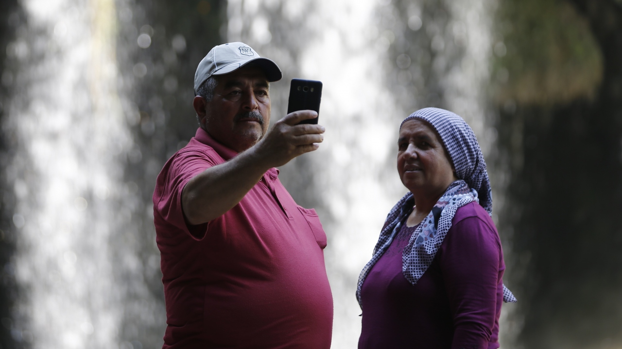 Antalya Büyükşehir Belediyesi Özel Sağlık Eğitim Kültür ve Ticaret Limited Şirketi (ANSET) İdari ve Mali İşler Müdürü Aydil Nalan Borak Düden Şelalesi`nin turistlerin de gözdesi olduğunu söyledi.