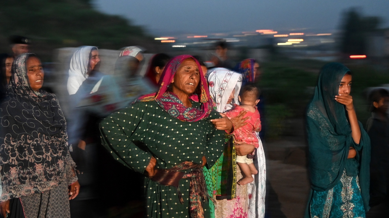 Olay yerinde incelemeler devam ediyor.