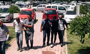 Hastaneye hasta yakını gibi gelip televizyonları çaldılar