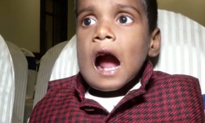 Hindistan'da bir çocuğun alt çenesinden 526 diş çıktı