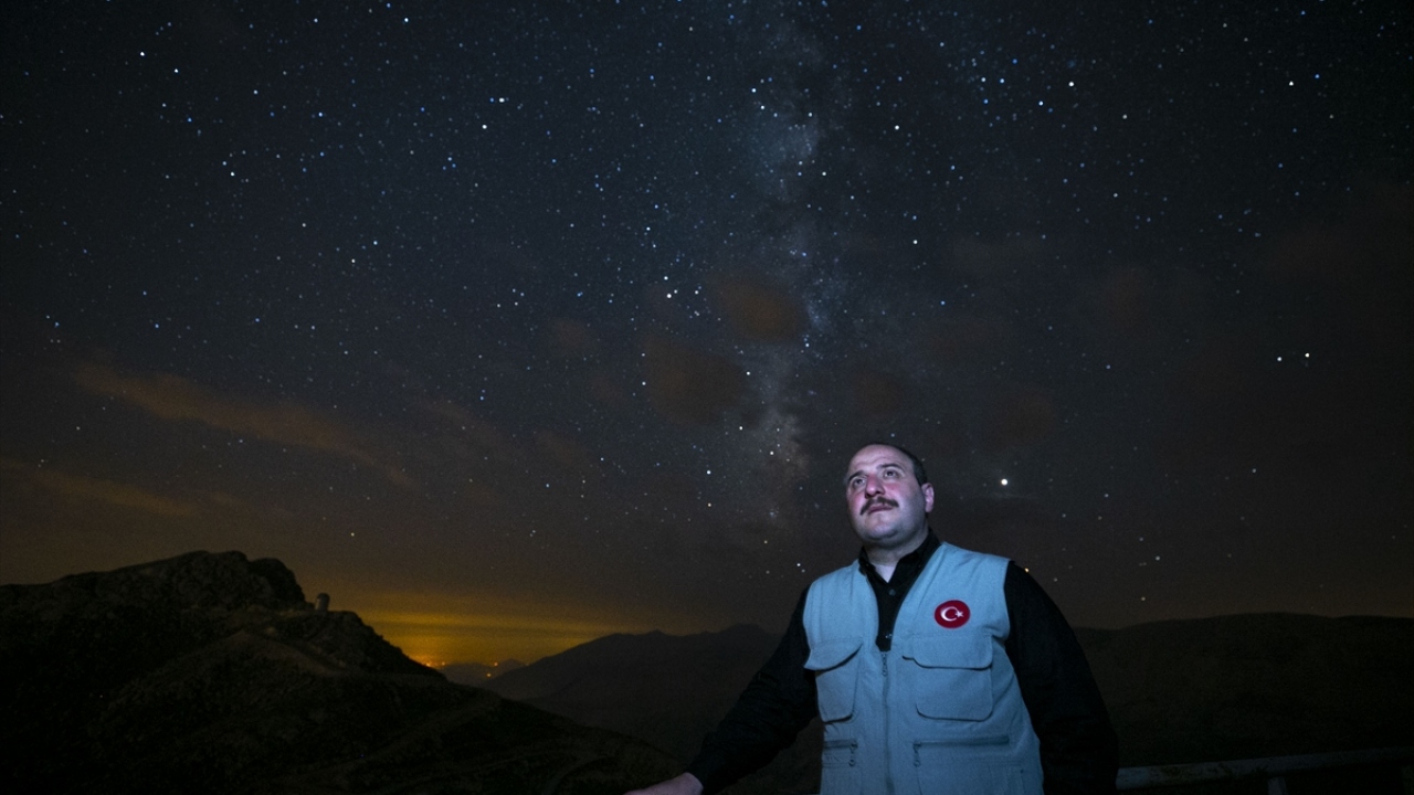 Sanayi ve Teknoloji Bakanı Mustafa Varank, Antalya`da düzenlenen 22. Ulusal Gökyüzü Gözlem Şenliği açılış törenine katıldı.
