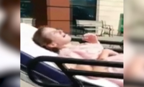 Rahatsızlanan yolcuyu halk otobüsüyle hastaneye götürdü