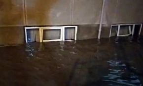 Rize'de sağanak su baskınlarına neden oldu