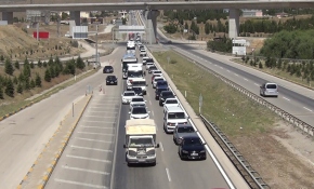 Siyasiler, trafik kurallarına uymanın önemine dikkat çekti