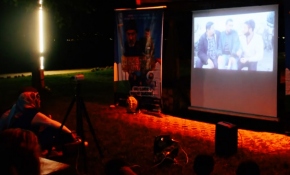 Sanatsever kardeşlerden Fatsa'da nostaljik film akşamları