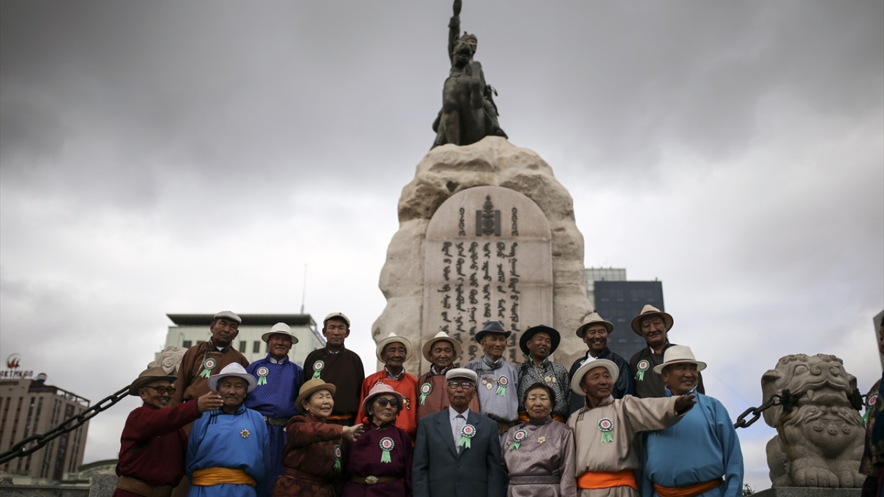 Moğolistan, uçsuz bucaksız bozkırları ile tüm dünyadan turistlerin merak ettiği ülkeler arasında yer alıyor. 