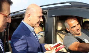 Bakan Soylu trafik denetimlerine katıldı, sürücüleri uyardı