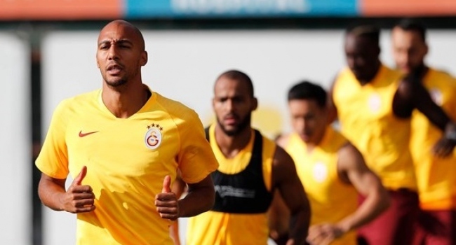 Nzonzi sahaya çıkıyor