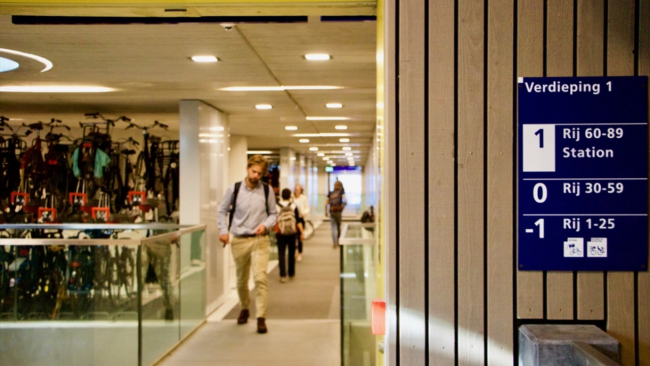 Giriş ve çıkışların çalışanlar tarafından kontrol edildiği parkın güvenliği, kameralarla sağlanıyor. 