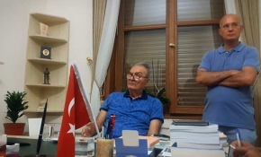 Deniz Baykal, makam odasında çalışmalara başladı