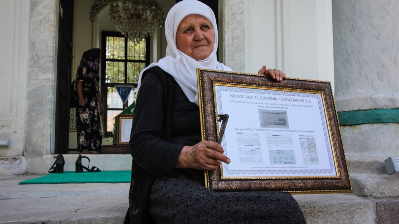 Hayme Ana Türbesi`nin son türbedarı 79 yaşındaki Zarife Sönmez, yaptığı açıklamada, bu emanete hakkıyla sahip çıkmaya çalıştıklarını söyledi.