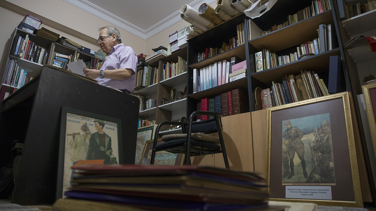 Hayatını koleksiyona adayan Erkan`ın, Kurtuluş Savaşı koleksiyonunda, Milli Mücadele`nin nasıl başladığı, Türk milletinin bağımsızlığı için verdiği destansı mücadeleyi anlatan belgeler bulunuyor. 