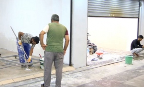 Eminönü alt geçidindeki esnaf yaralarını sarmaya çalışıyor