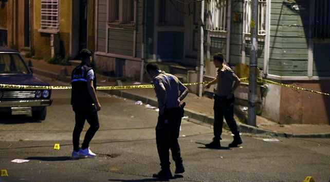 İstanbul'da silahlı saldırı: 1 ölü, 1 yaralı