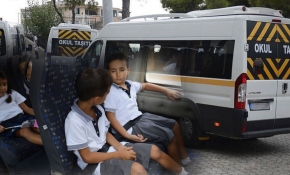 İstanbul’da yaklaşık 20 bin okul servisi yollara çıkmaya hazırlanıyor
