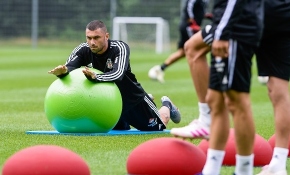 Gözler Burak Yılmaz'da