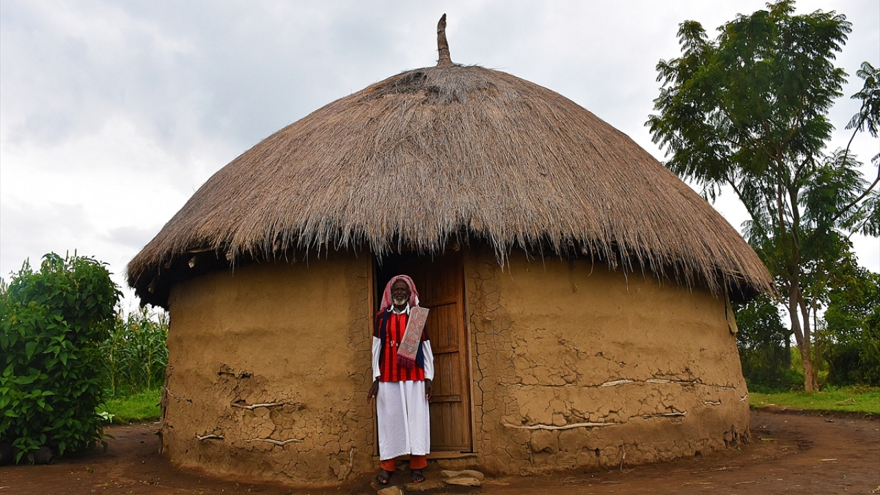 Etiyopya yerlilerinin "Gocobit" adı verdikleri evlerin adı, ülkede konuşulan 80`in üzerindeki dil ve lehçeye göre değişebiliyor.