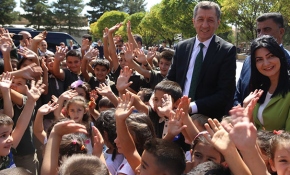 İlköğretim için yeni okul zili ve çocuk şarkısı