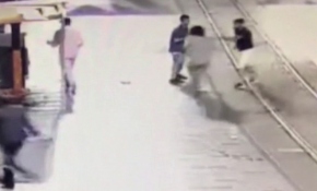 İstiklal Caddesi'ndeki cinayet kamerada