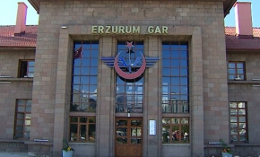 Erzurum Gar Müzesi'nde asırlık araçlar sergileniyor