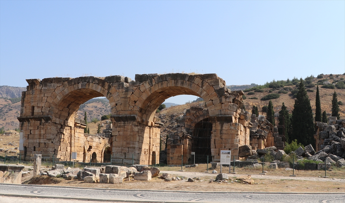 Bölgedeki müze ve ören yerlerini 2016 yılında 1 milyon 245 bin, 2017`de 1 milyon 661 bin 423, 2018`de 2 milyon 128 turist ziyaret etmişti.