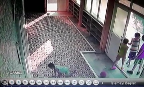 Mersin'de 4 çocuğun buldukları parayı camiye bırakması takdir topladı