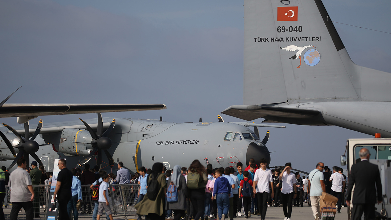 Festivale vatandaşlar ilgi gösterdi.