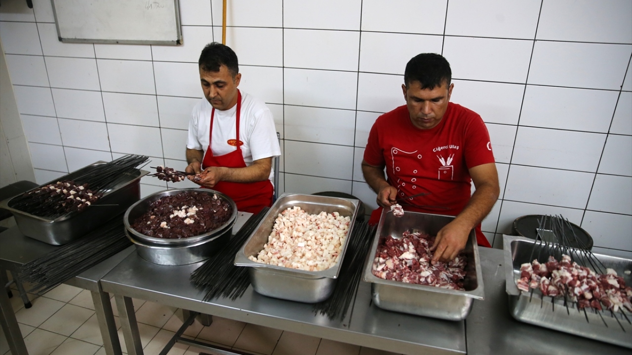 "Yarım ton et ve yarım ton kömür kullanılacak"