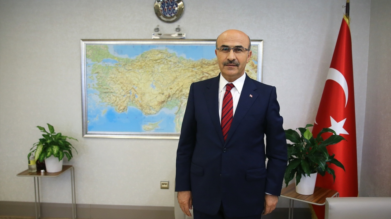 Adana Valisi Mahmut Demirtaş, yaptığı açıklamada, İstanbul`da festivale ilişkin bir tanıtım toplantısı düzenlediklerini söyledi.