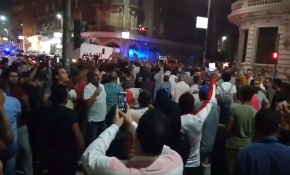 Mısır'da Sisi karşıtları sokağa döküldü