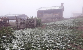 Ardahan'a mevsimin ilk karı yağdı