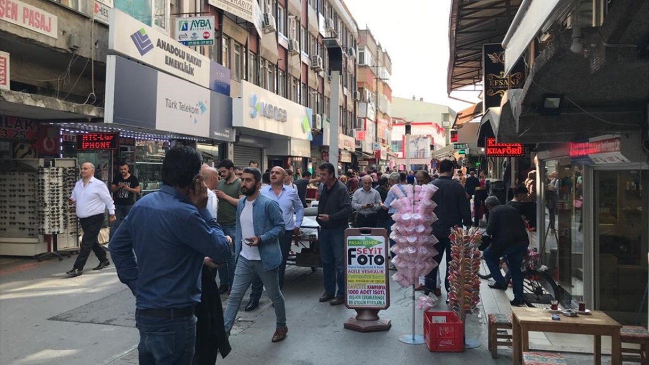 Boğaziçi Üniversitesi Kandilli Rasathanesi ve Deprem Araştırma Enstitüsü Bölgesel Deprem-Tsunami İzleme ve Değerlendirme Merkezi de depremin büyüklüğünü 5.7 olarak açıkladı.