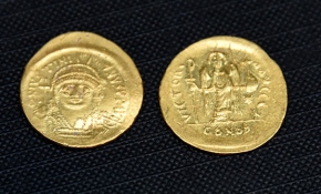 Çanakkale'de Bizans dönemine ait altın hazine bulundu