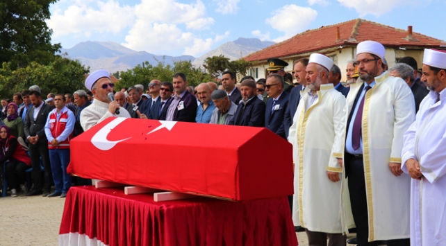 Şehit Uzman Onbaşı son yolculuğuna uğurlandı