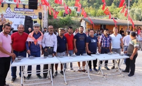 Antalya Kaş'ta Doğantaş Bal ve Hasat Şenliği yapıldı