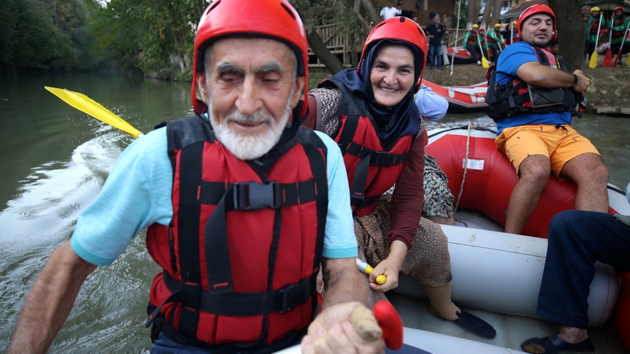"İşleyen demir pas tutmaz."
