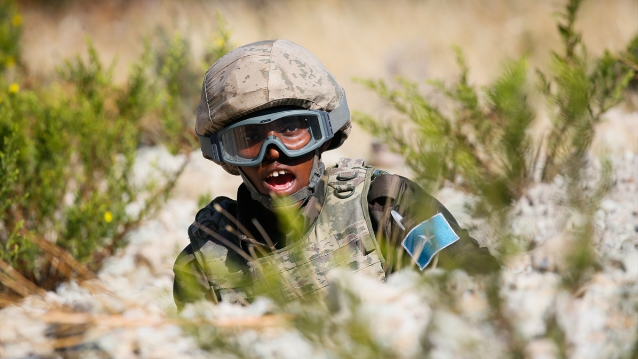 Barhat Yusuf da eğitimlerde zaman zaman çok yorulduklarını dile getirdi. 
