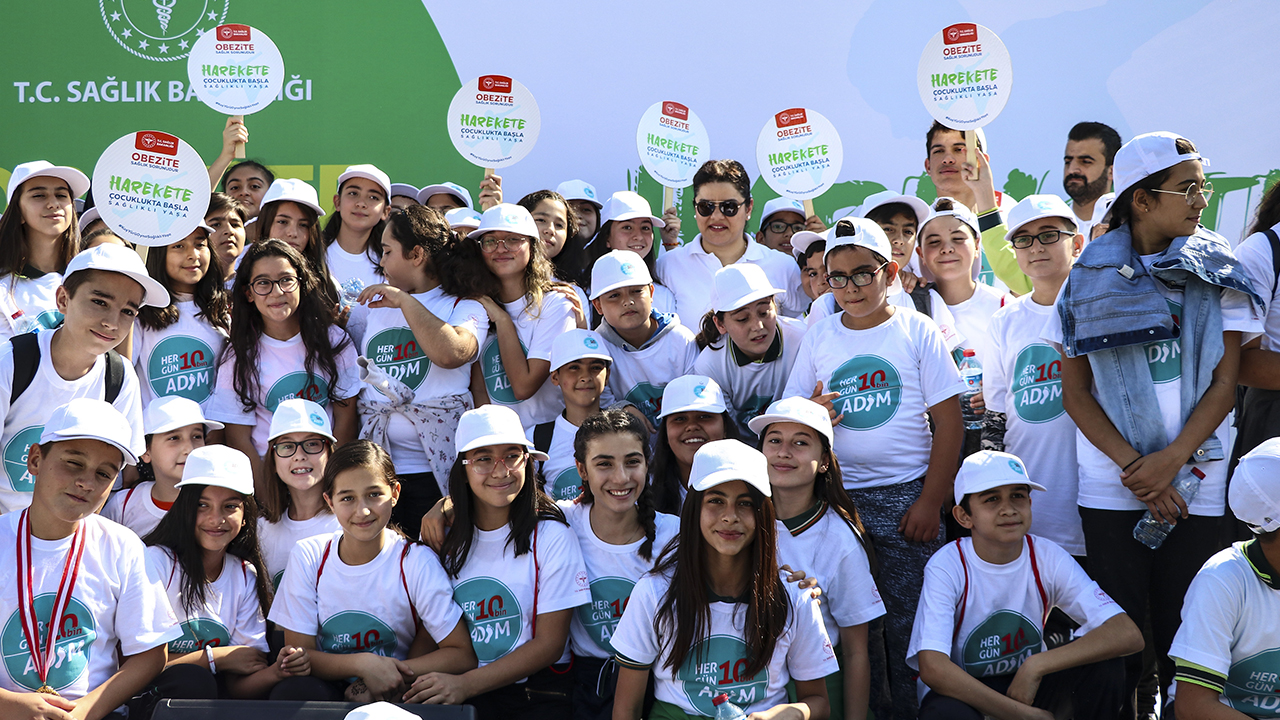 Sağlık Bakan Yardımcısı Emine Alp Meşe, toplumu fiziksel aktiviteye özendirmek, bu konuda engelleri ortadan kaldırmak için çalışmalar yaptıklarını belirterek, "2019-2023 yıllarını içeren bir eylem planı hazırladık." dedi.  