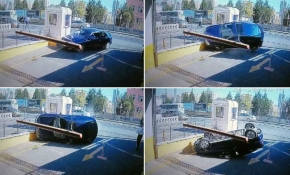 AVM girişinde ilginç kaza