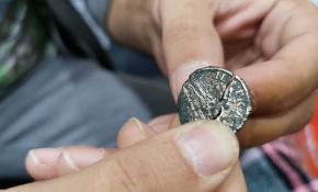 İznik'te üzerinde Nikaia figürü olan madeni para bulundu