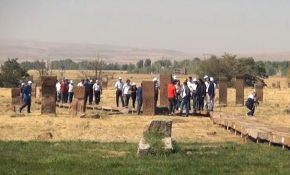 Söğütlüler ataları Ertuğrul Gazi'nin doğduğu Ahlat'ı ziyaret etti