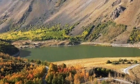 Sonbahar renklerine bürünen Nemrut